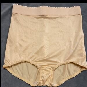 Rago Size 40 5X Style 513 High Waist Light Shaping Panty Brief Second Skin Satin